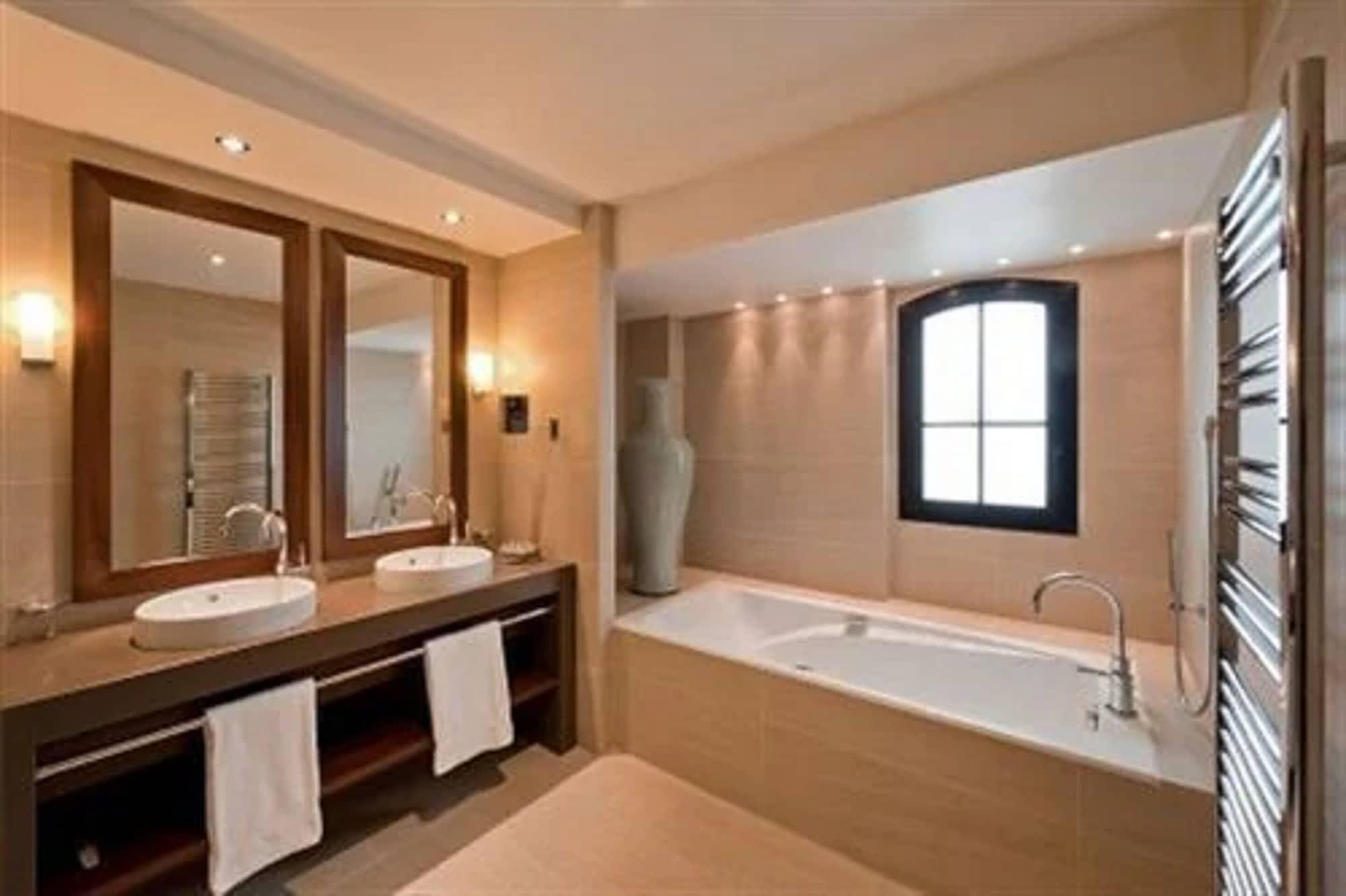 Hotel Le Nouveau Monde Сен-Мало Екстер'єр фото